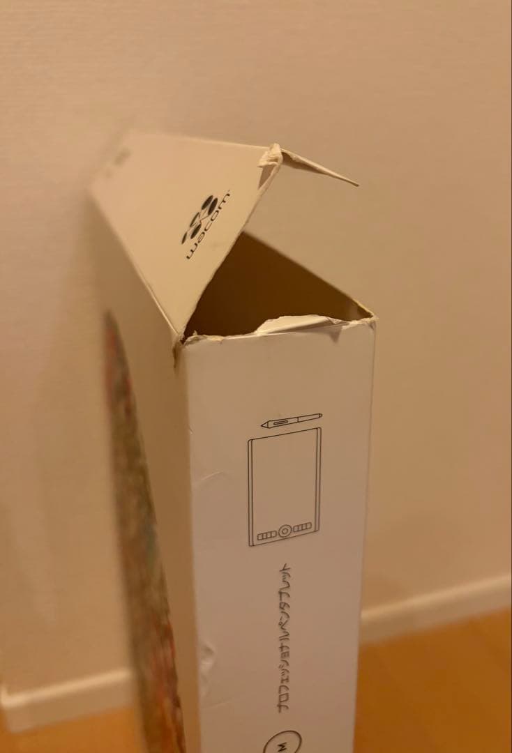 Wacom intuos Pro PTH-660 ペンタブレット　Mサイズ