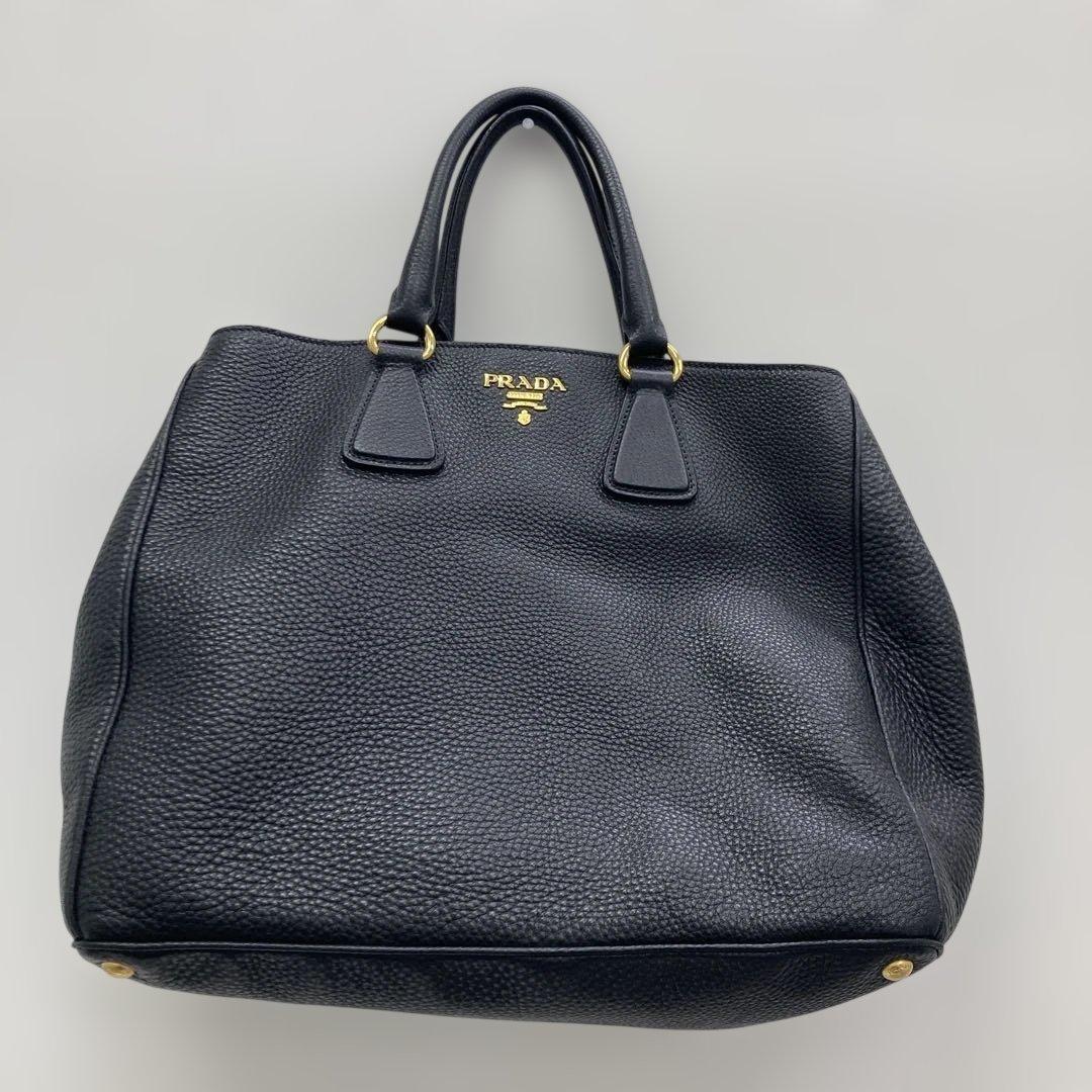 PRADA ブラックレザー ハンドバッグ