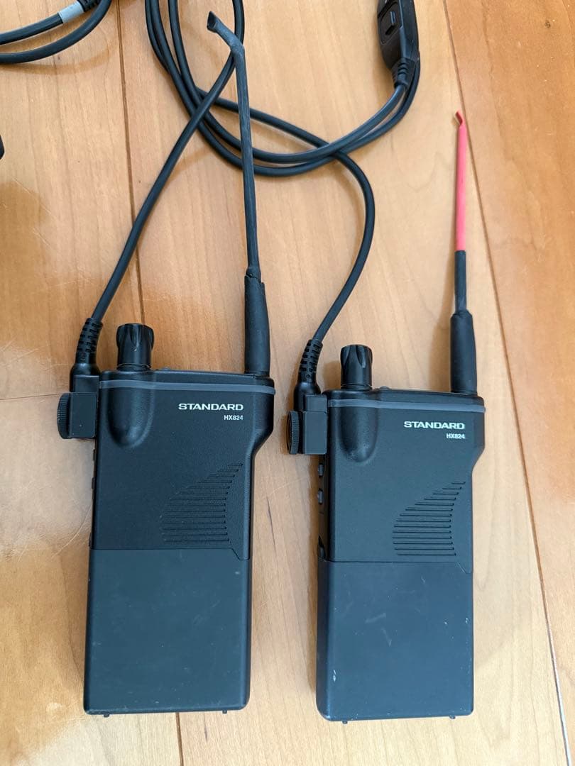 トランシーバー STANDARD HX824