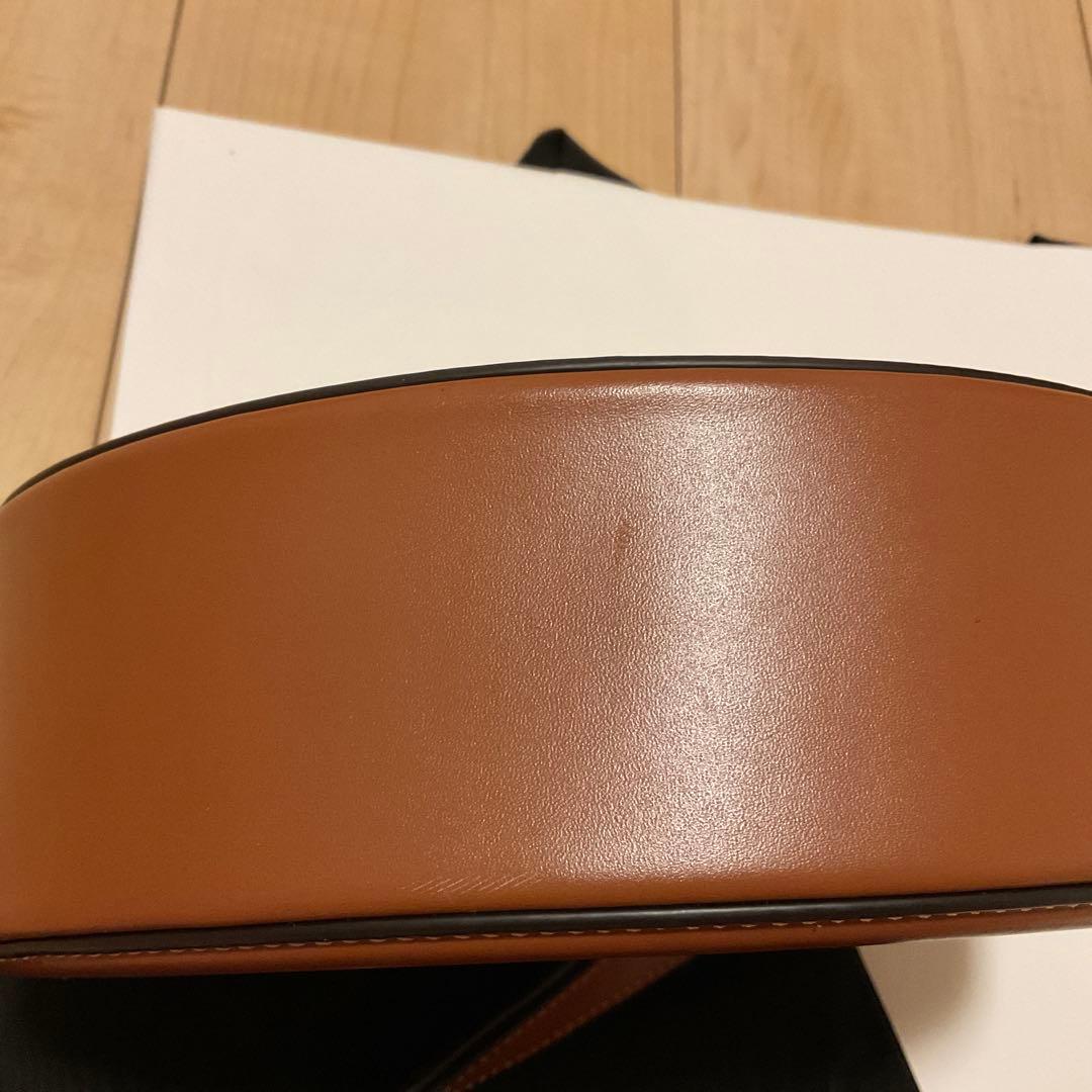 CELINE クロスボディ　オーバルパース　トリオンフ　美品
