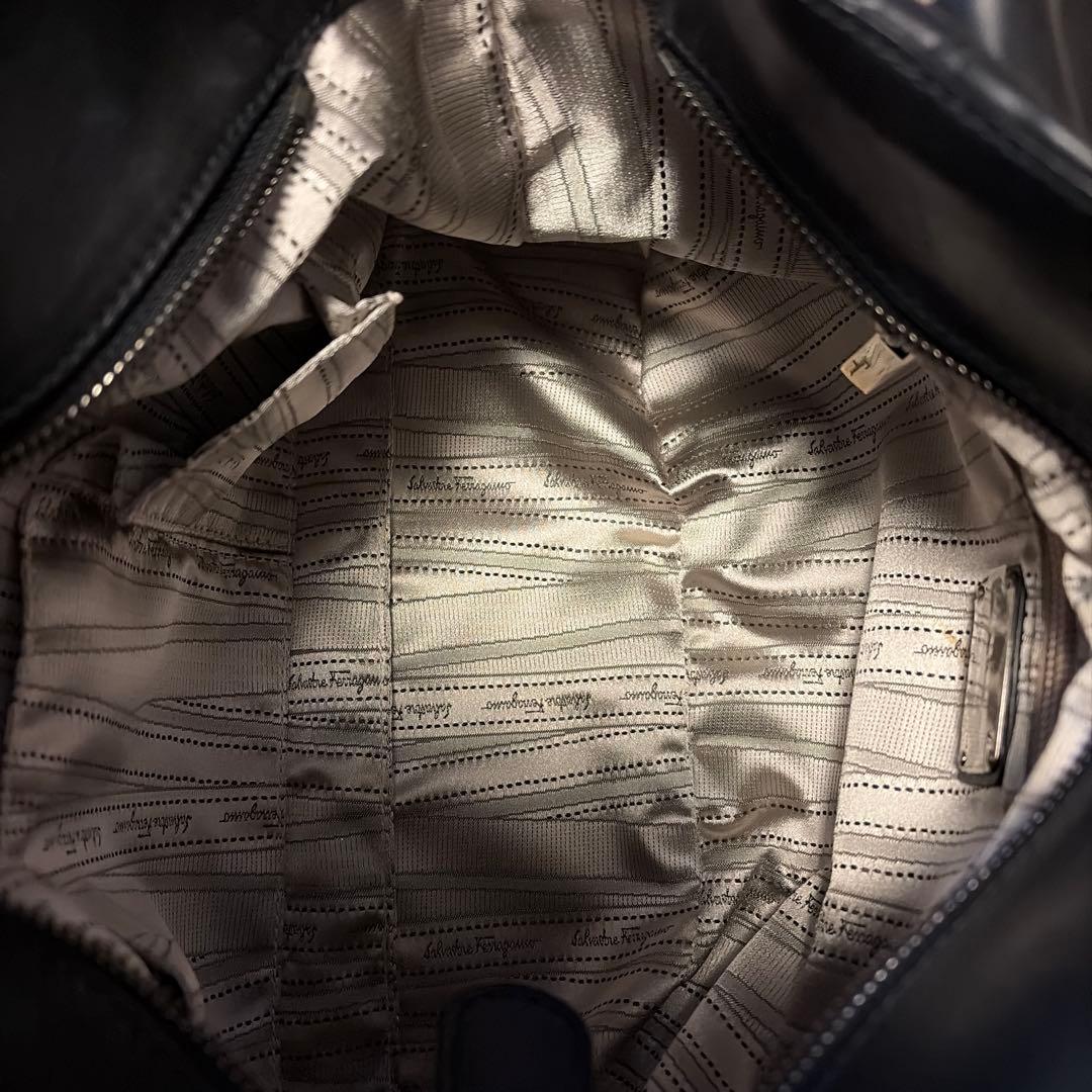 Salvadore Ferragamo ショルダーバッグ♡