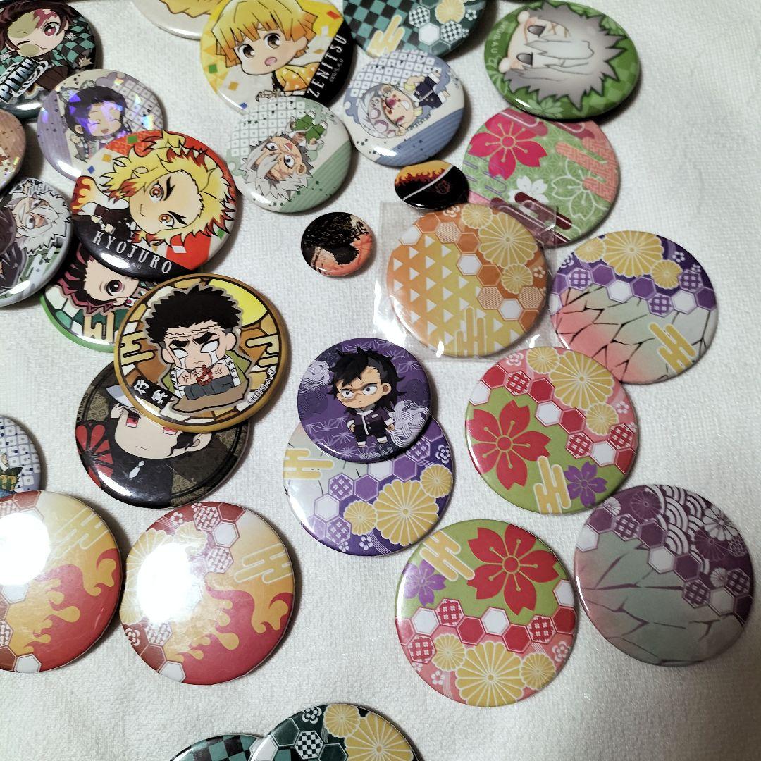 鬼滅の刃 缶バッジ　キーホルダー　ラバーストラップ　セット 大量　まとめ売り