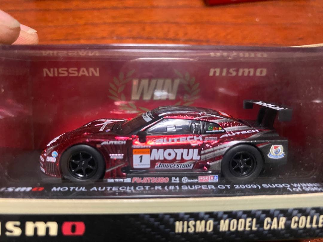 SUPER GT 2009 MOTUL AUTECH GT-R オートサロン限定