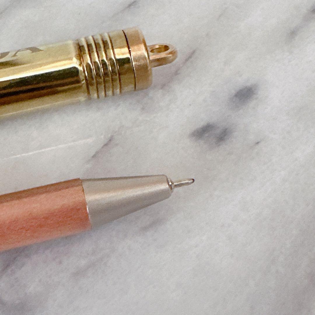 トラベラーズノート プラダ ボールペン