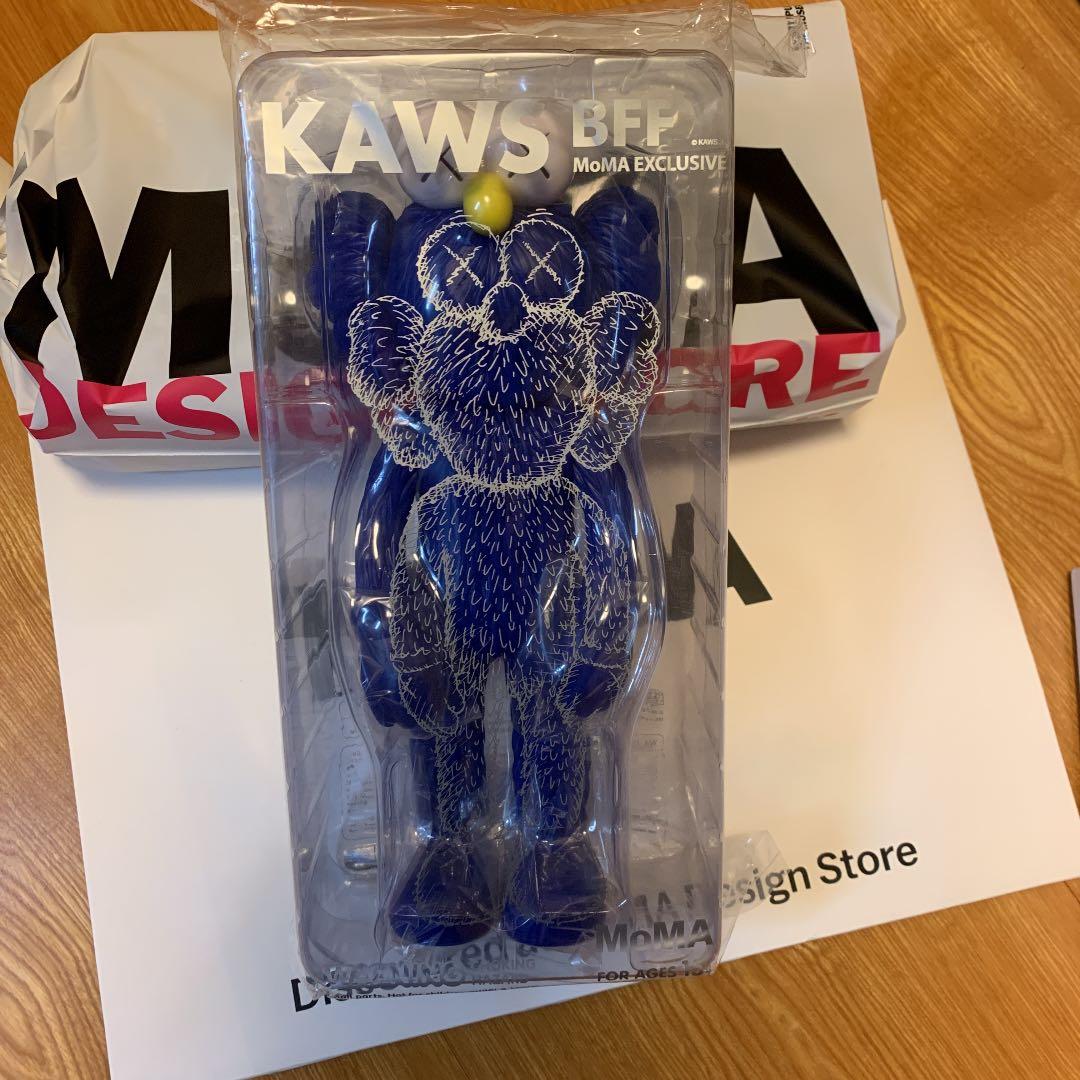 その他 kaws MoMA  BFF