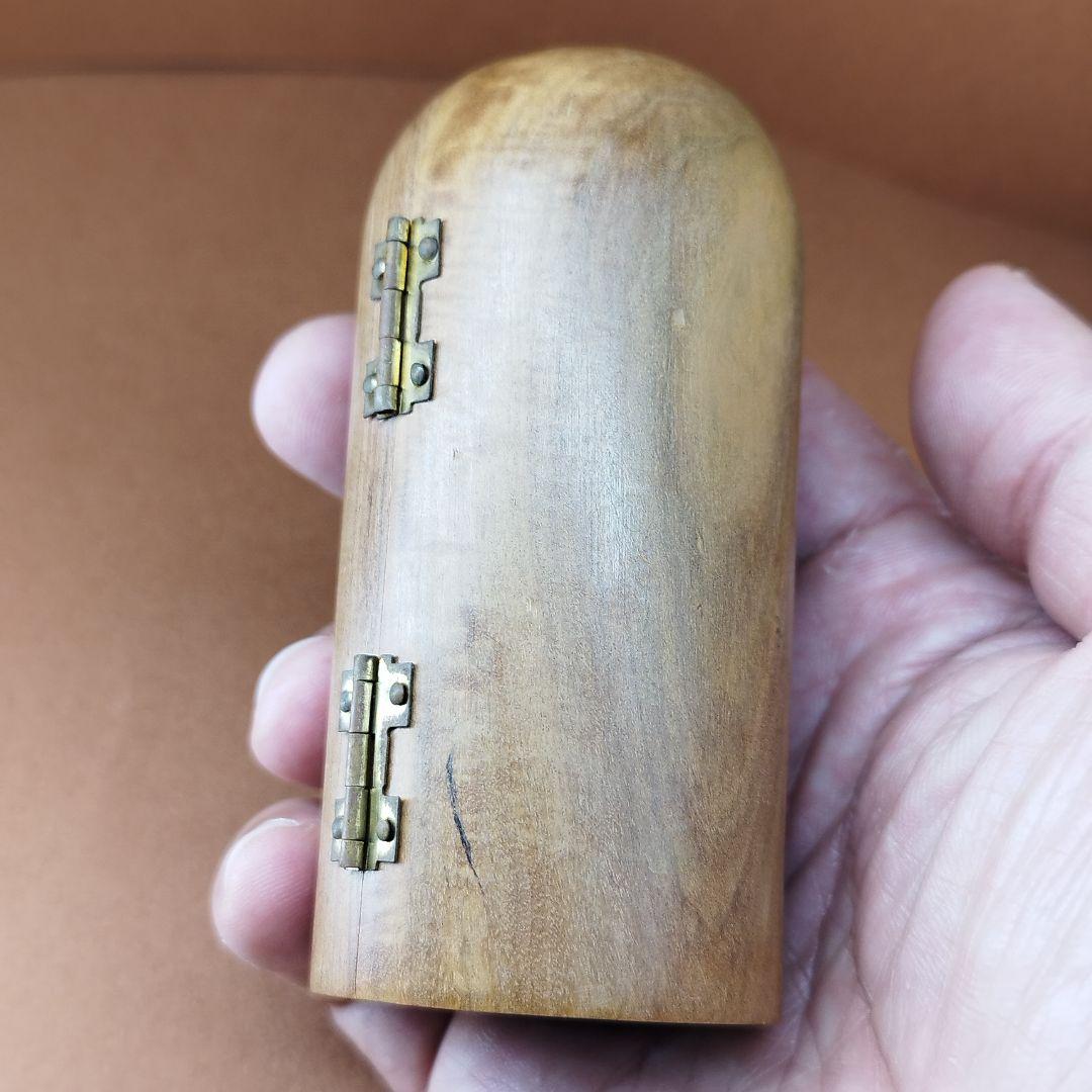 インド老山白檀超精細彫刻 ミニ「国宝緒尊仏籠」《整理番号:BU007》