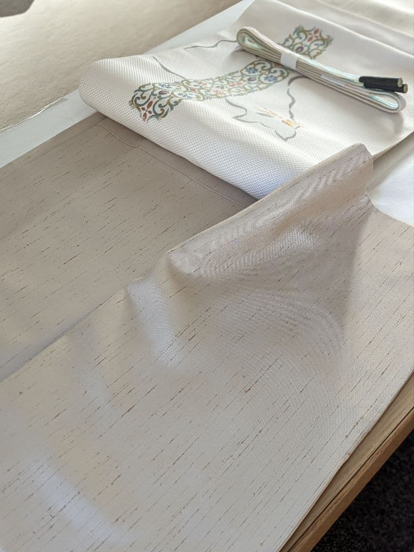 サ*ー様 正絹縦節ぜんまい紬小紋