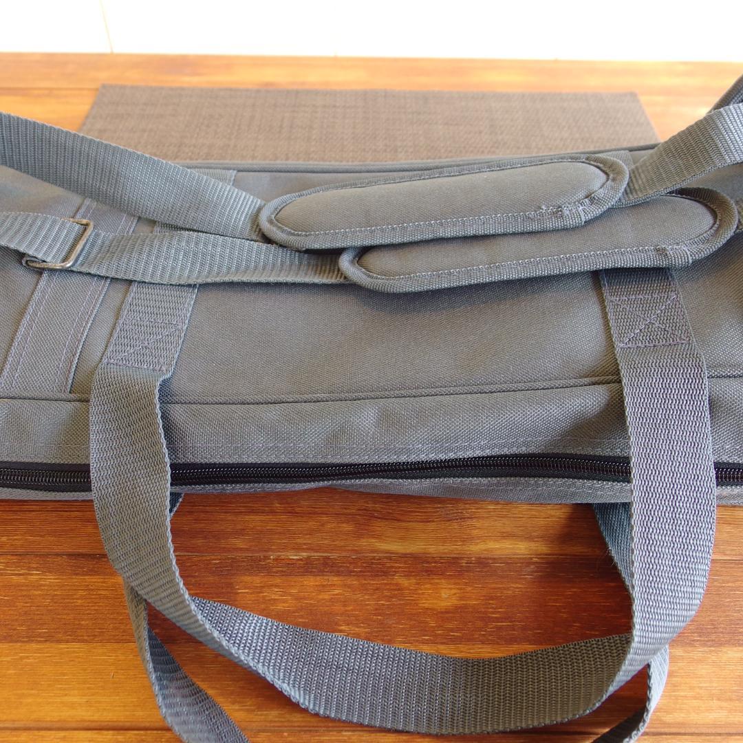 沖縄三線　ケース付き(インナー有り　替え弦多数