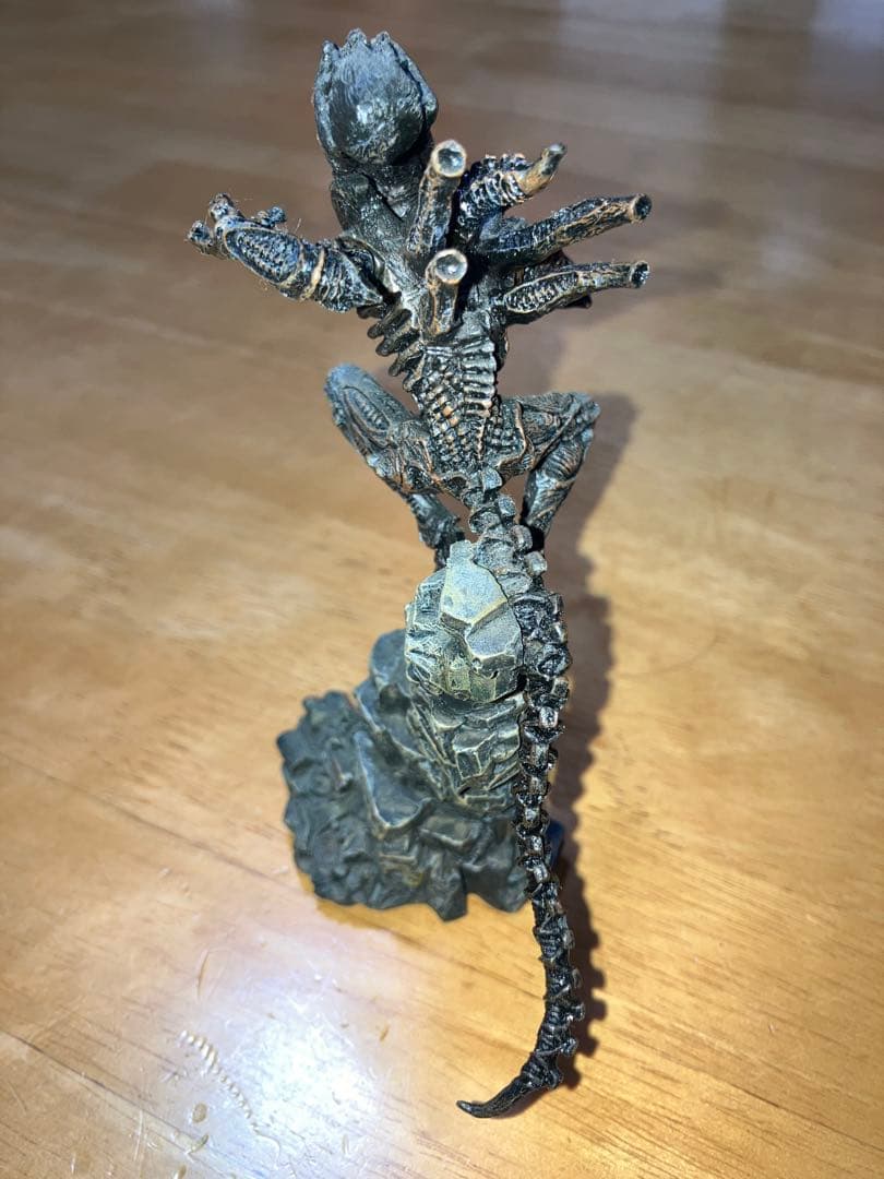 エイリアンウォーリアー マイクロ フィギュア スタチュー