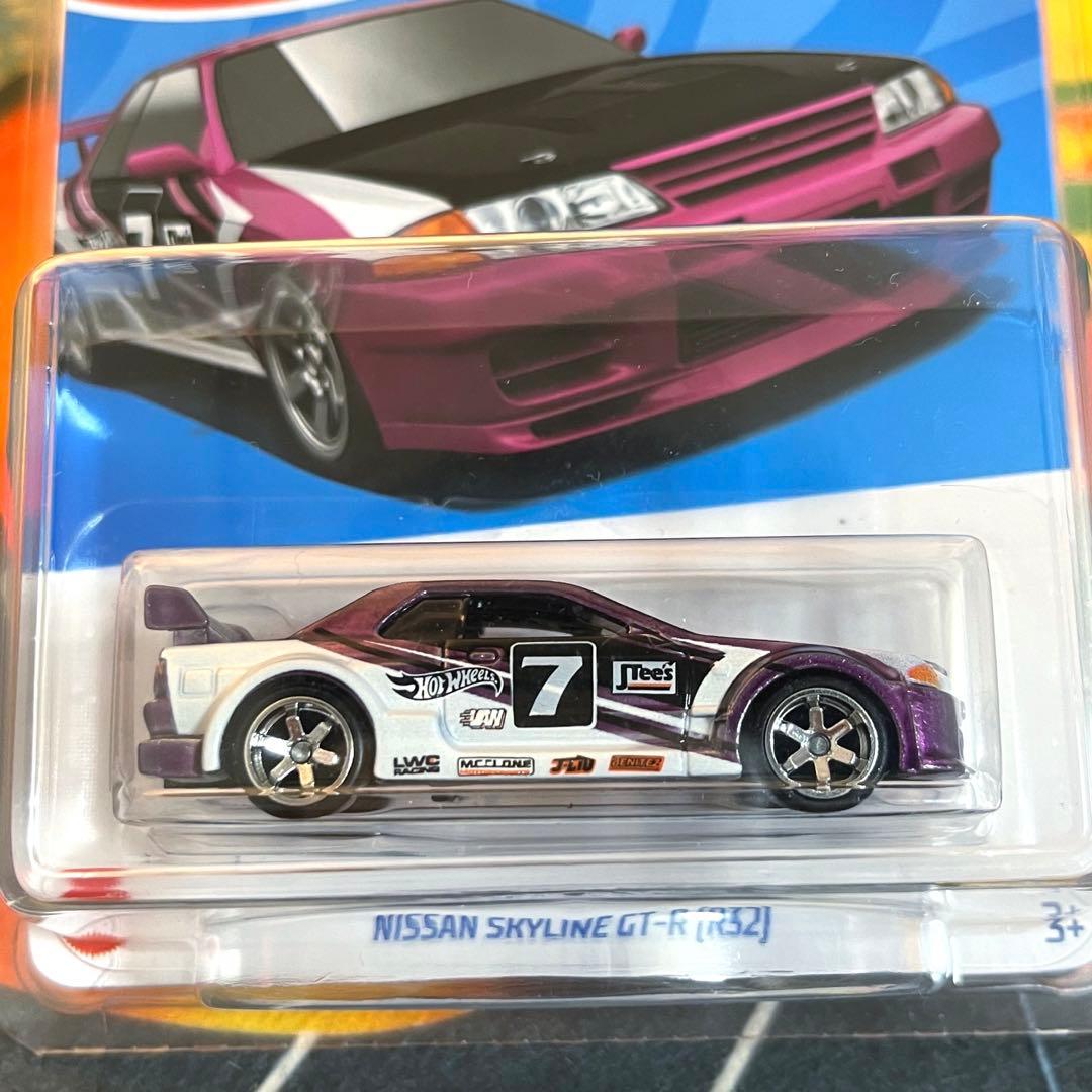 ホットウィール レジェンドツアー GT-R R32 スカイライン ニッサン