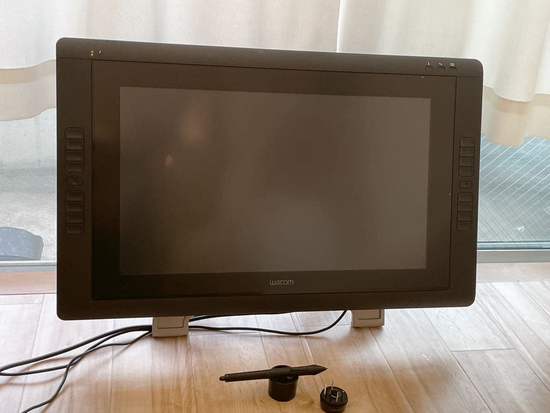 WACOM DTK-2200/K0 液タブ Cintiq22HD 21.5型