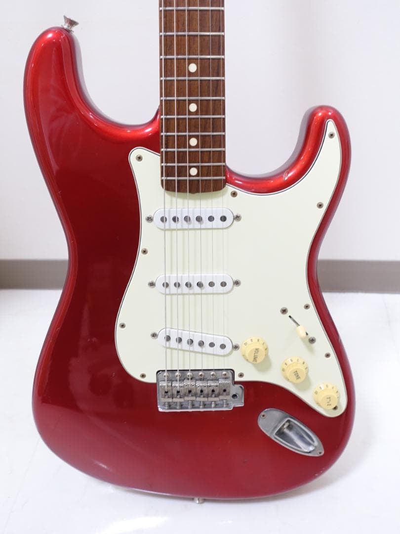 Fender Japan　ストラト　ST-62-70　キャンディアップルレッド色
