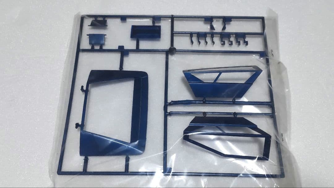 マセラティ ブーメラン アオシマ 1/20