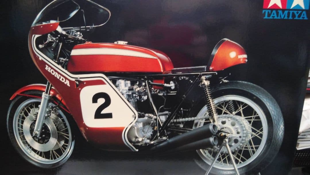 タミヤ1/6 CB750 RACING 新品