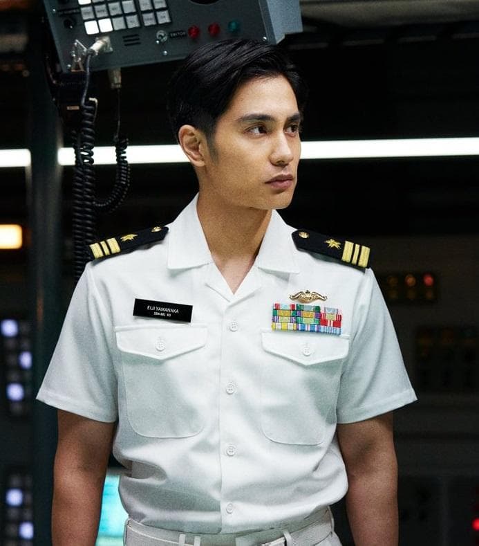 映画沈黙の艦隊原子力潜水艦シーバット副長中村蒼さん演じる山中栄治防衛記念章セット