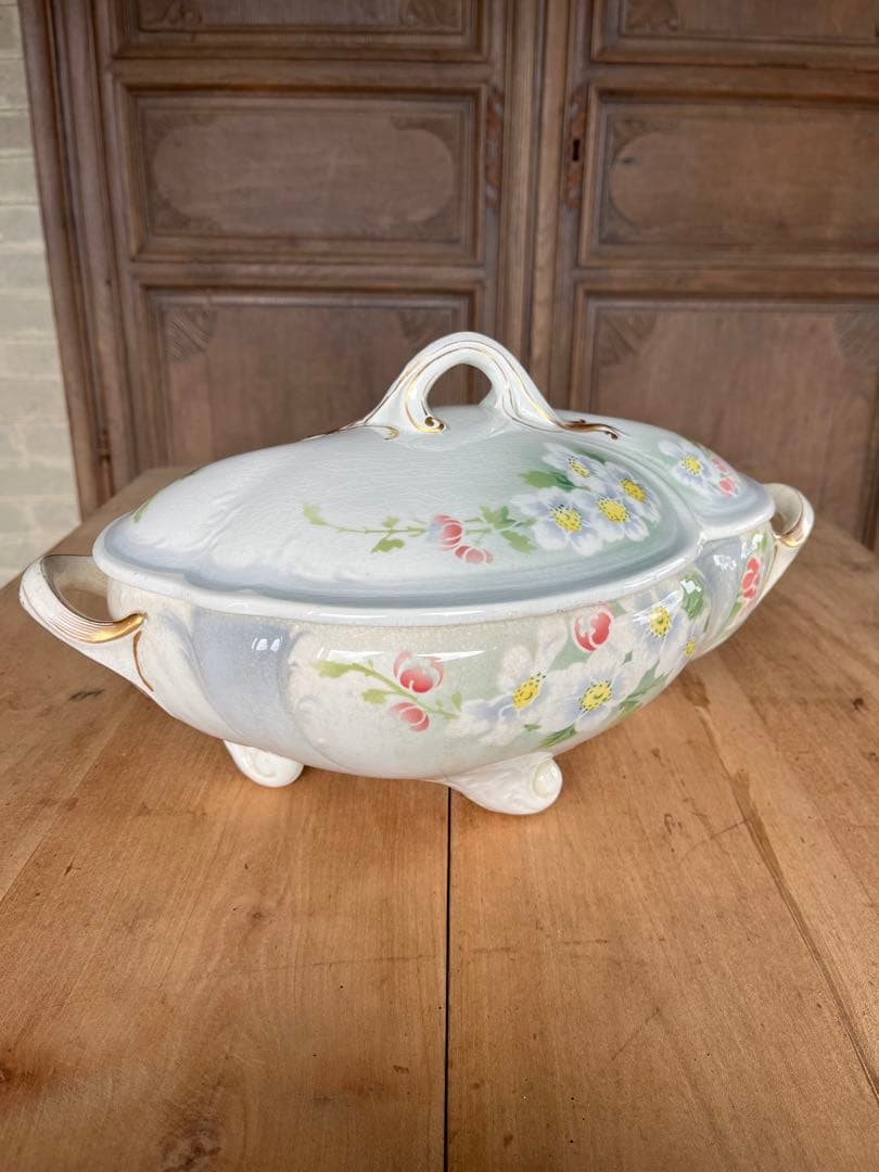 ルネヴィル陶器製スープ皿（デイジー装飾）、1900年頃