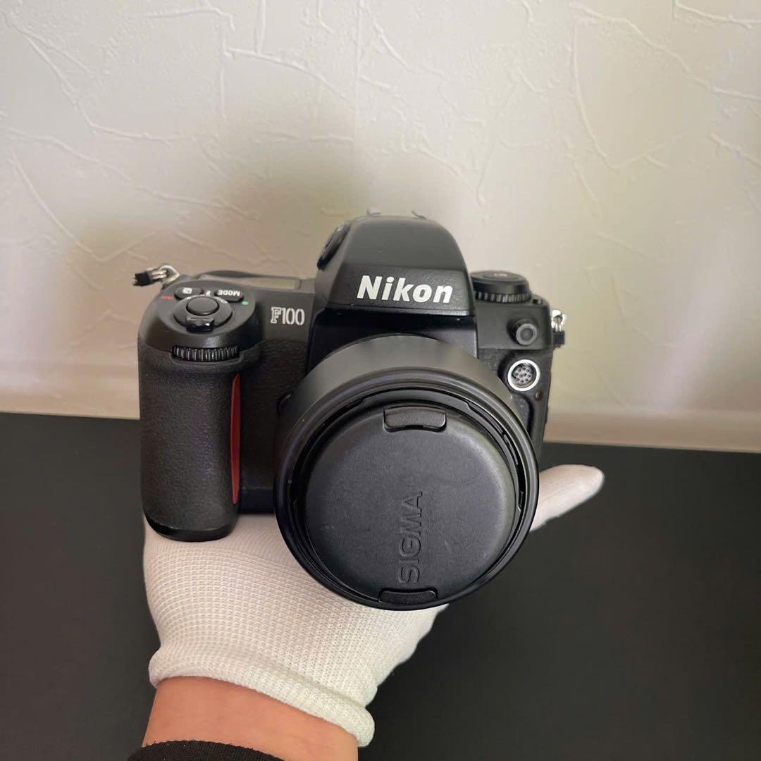 Nikon F100 フィルムカメラ本体と SIGMA 28-70mm Dレンズ