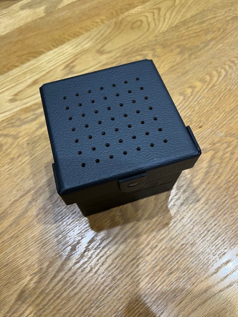 DIESEL レッド 腕時計 ソーラー電池