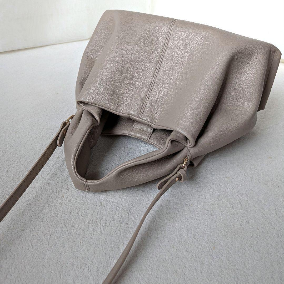 ポレーヌ ヌメロ・ヌフ ハンドバッグ グレージュ系 2WAY　　　♦かめのこ様♦