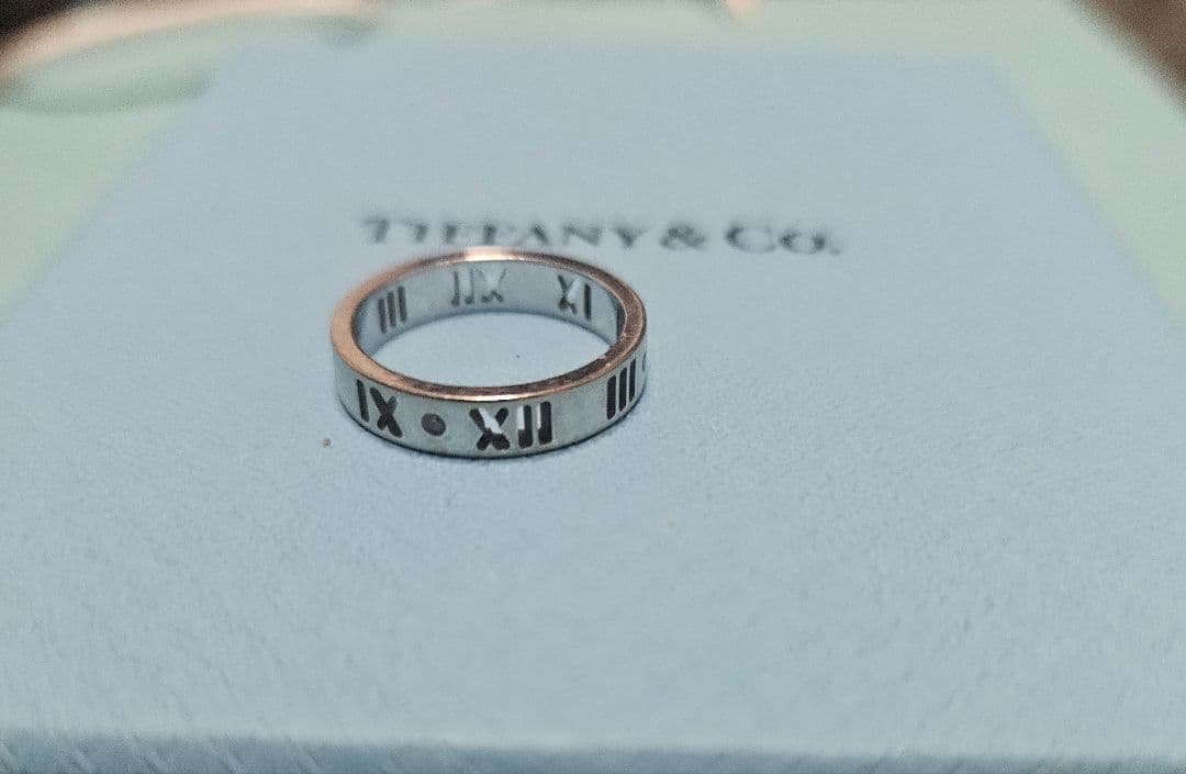 【定価14万】ティファニー ホワイトゴールド アトラスリング 7号