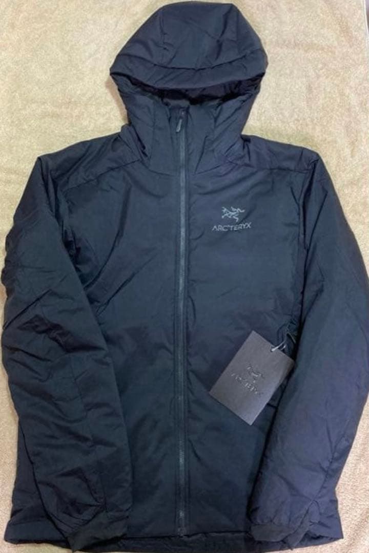 2022 アークテリクス アトム AR フーディ メンズ S 黒