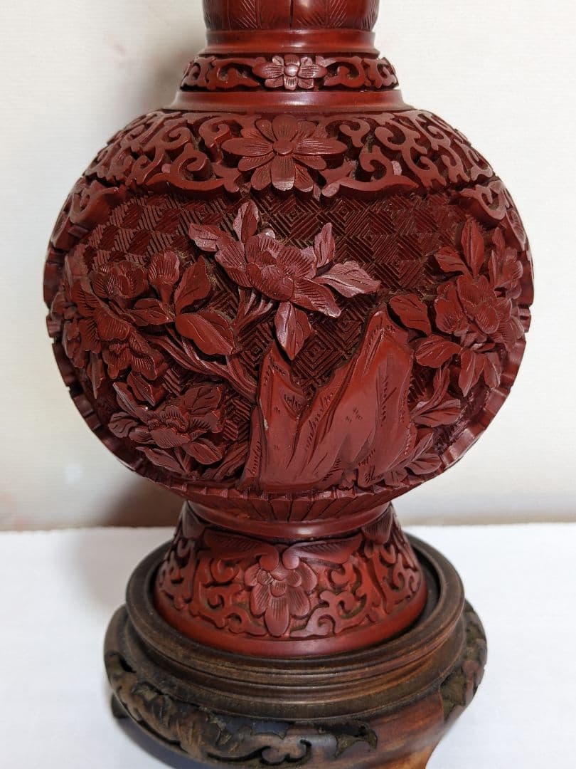 ♦中国古玩 古美術品 堆朱彫漆天球瓶 漆芸 花器飾り 置物 血赤色骨董品レア物