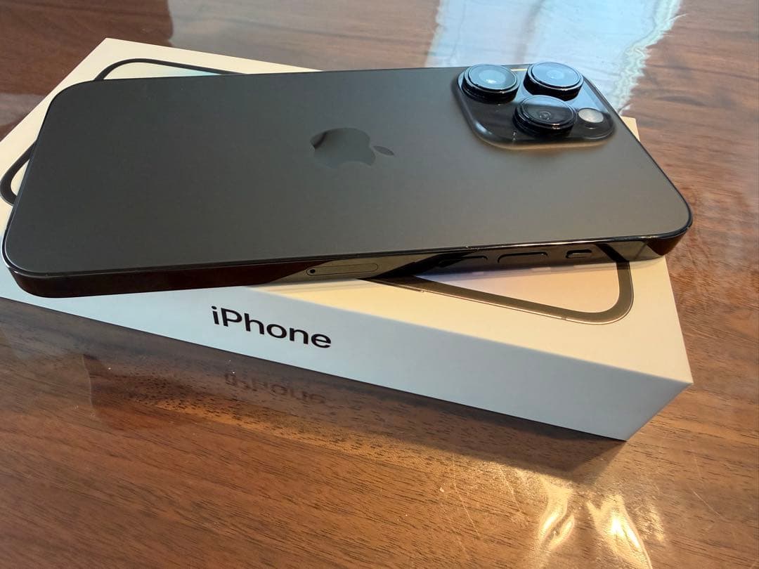 Apple iPhone 14 Promax 256 GBスペースブラック 本体