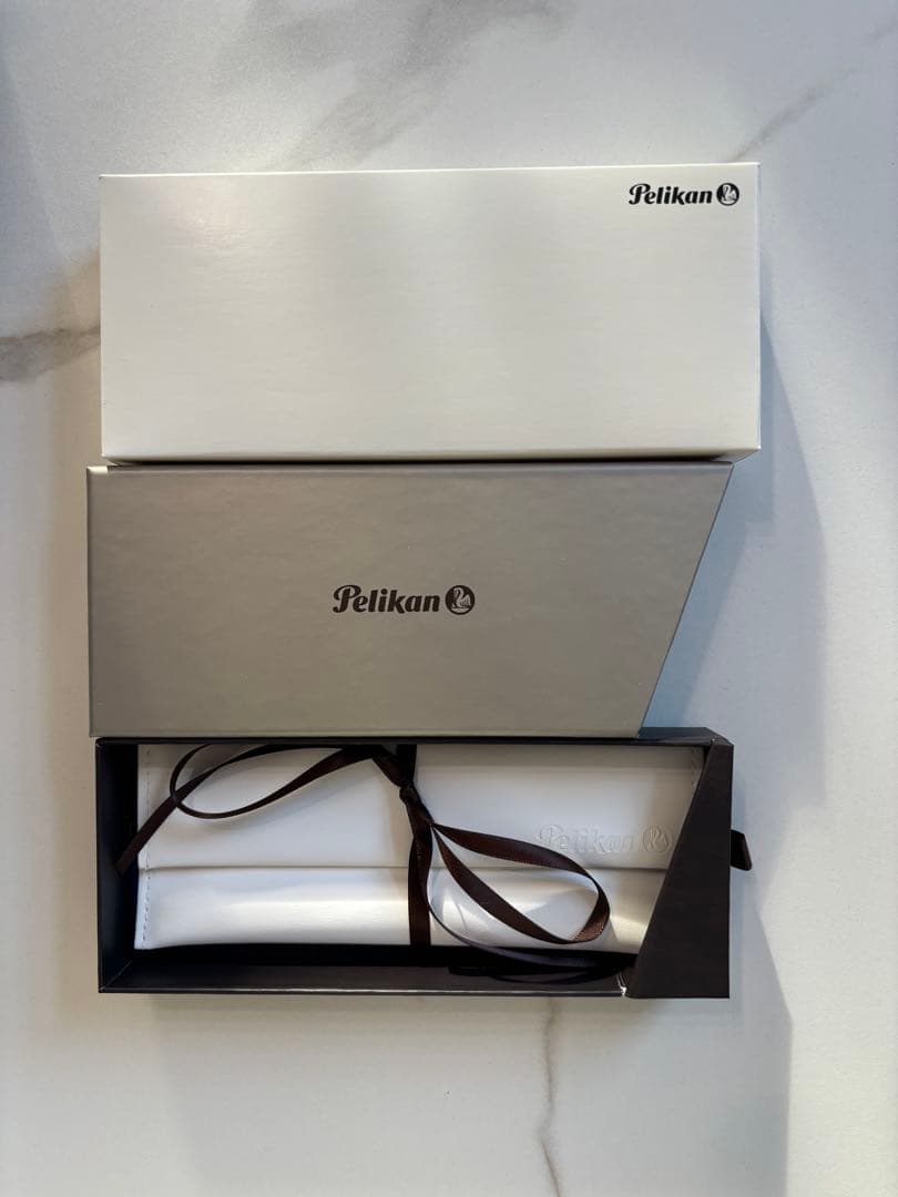 Pelikan 黒 ボールペン 専用ケース付き