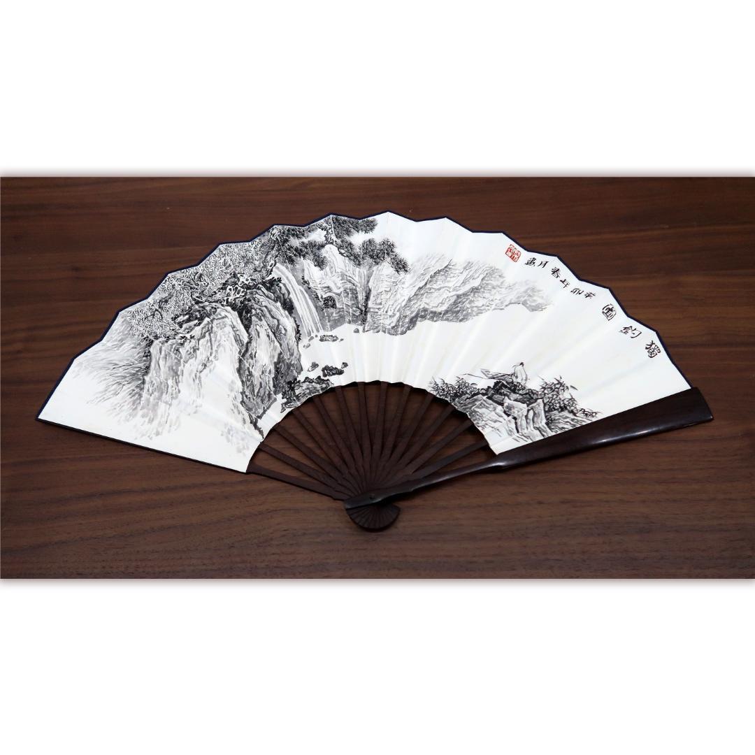 中国の折扇の墨絵と山水画 水墨画 絵画 肉筆画真跡保証あります BY10129