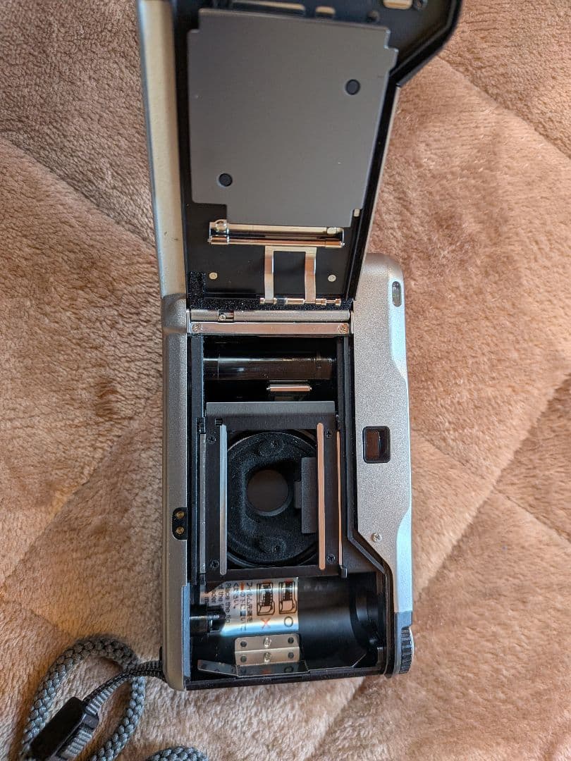 CONTAX T2 シルバー コンパクトフィルムカメラ