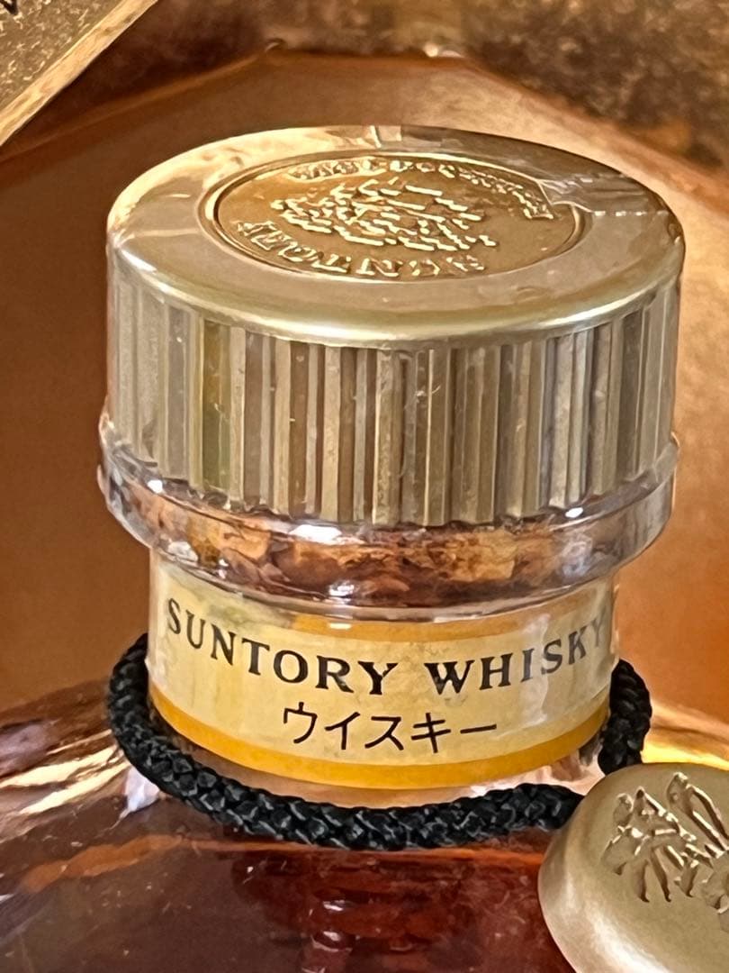 SUNTORY 響ウイスキー 長期熟成モルトの ハーモニ一