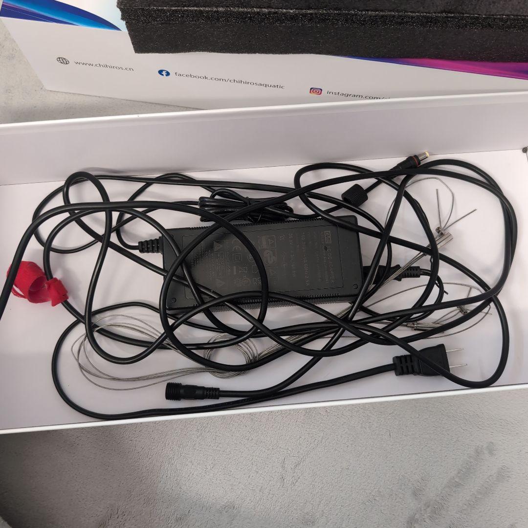 チヒロズ RGB VIVID SHADE LEDライト　シルバー＋遮光板シェード