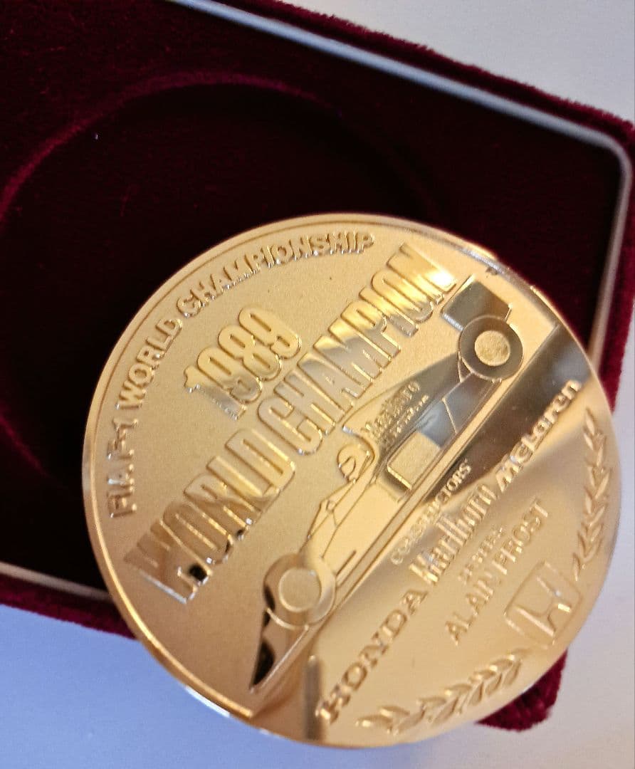 1989年　ウィリアムホンダコンストラクターチャンピオン記念メダル