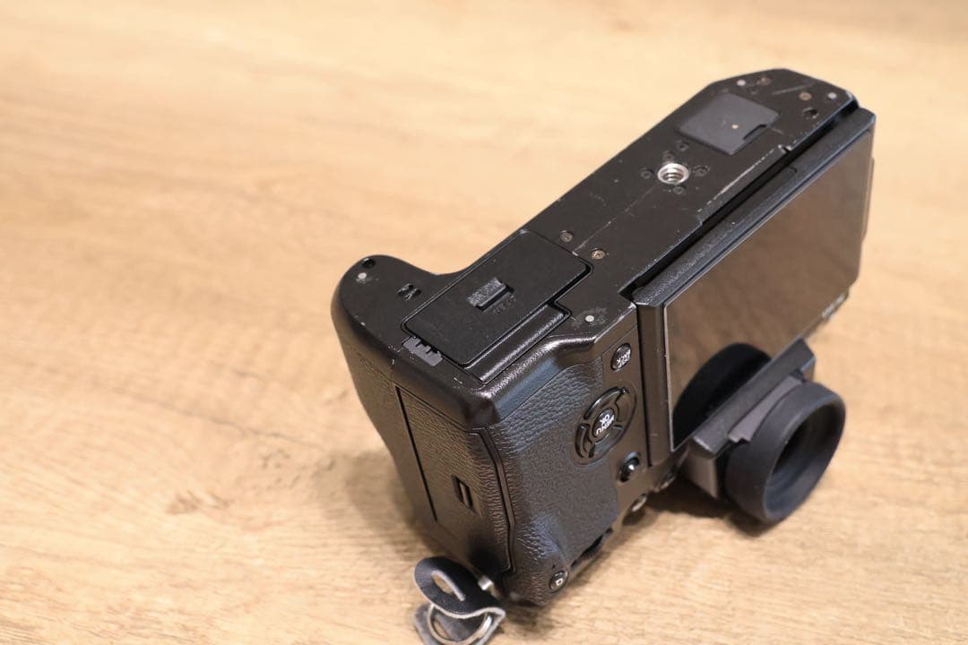 FUJIFILM X-H1 ボディ ミラーレスカメラ