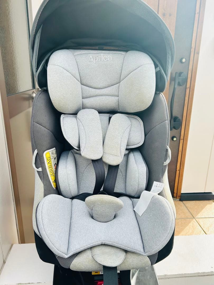 チャイルドシート　クルリラAC