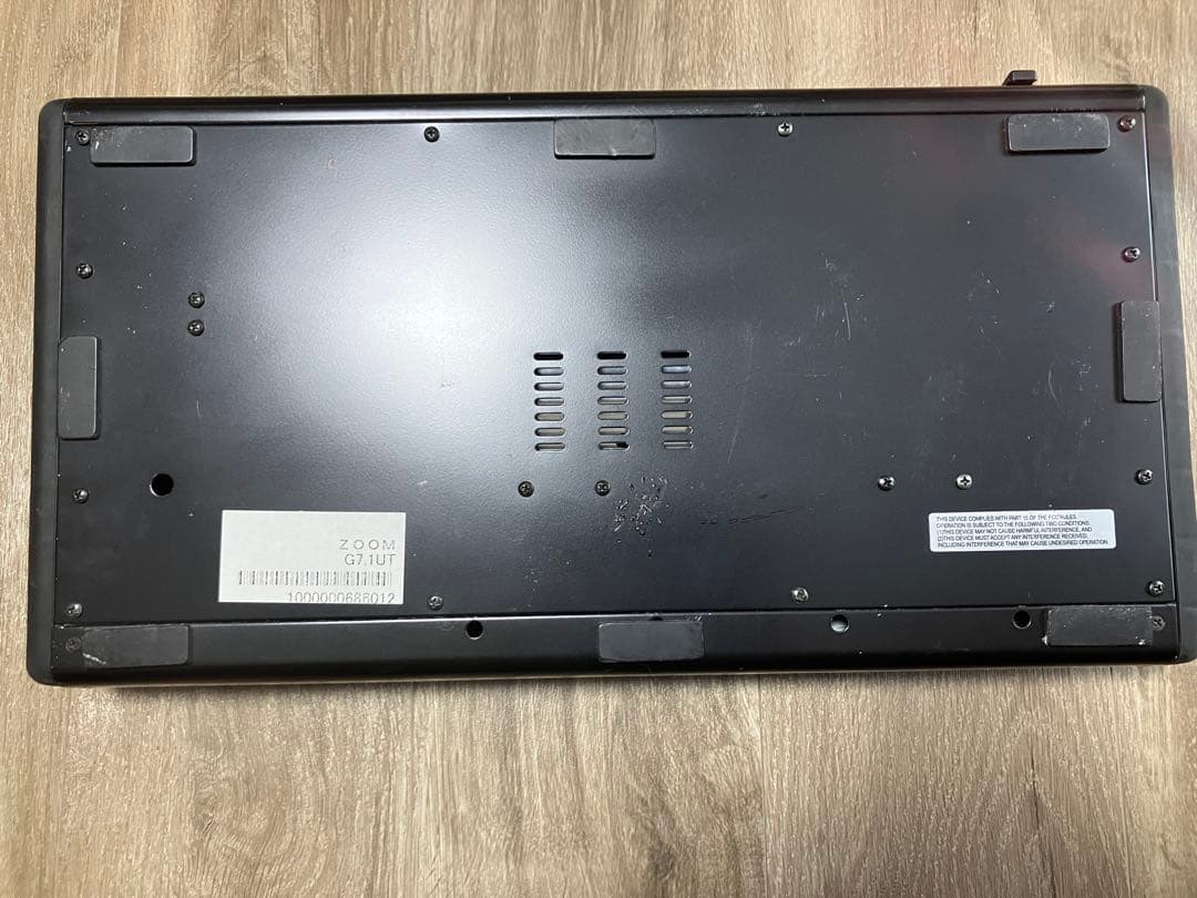 ZOOM G7.1ut ギターエフェクター