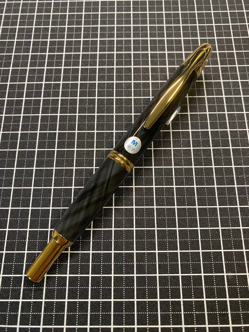PILOT CAPLESS Black-marble 万年筆 字幅M