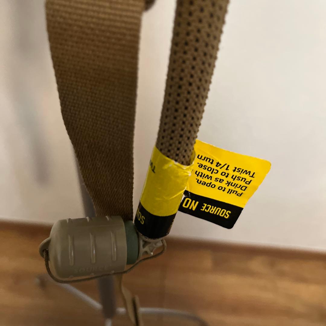 カーキ ナイロン ミニバックパック