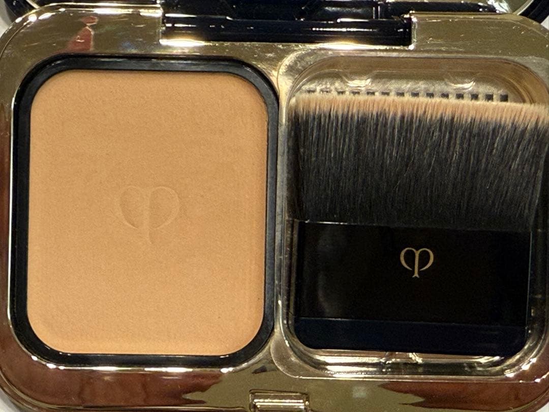 クレ・ド・ポー ボーテ タンプードルエクラ|| ピンクオークル10