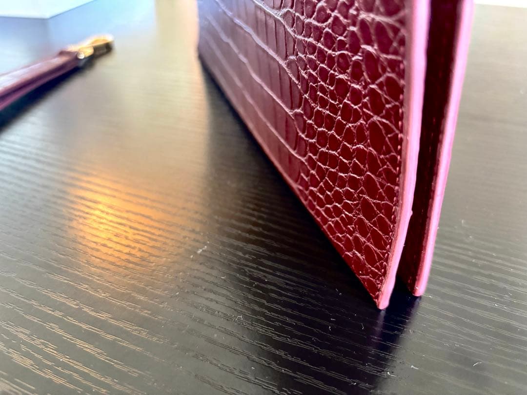 SET⭐︎ バーガンディ クラッチバッグ & iPhone15Pro ケース