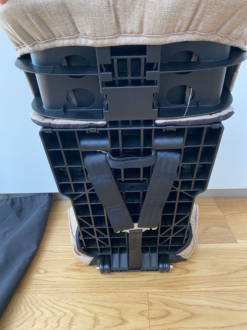 EVO ベージュ チャイルドシート