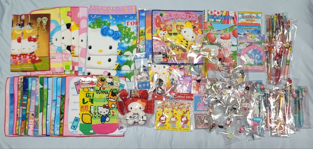 ご当地キティ まとめ売り 118個