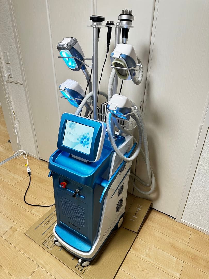 cryo脂肪冷却マシーン　キャビ ボディRF フェイスRF LIPO LASER