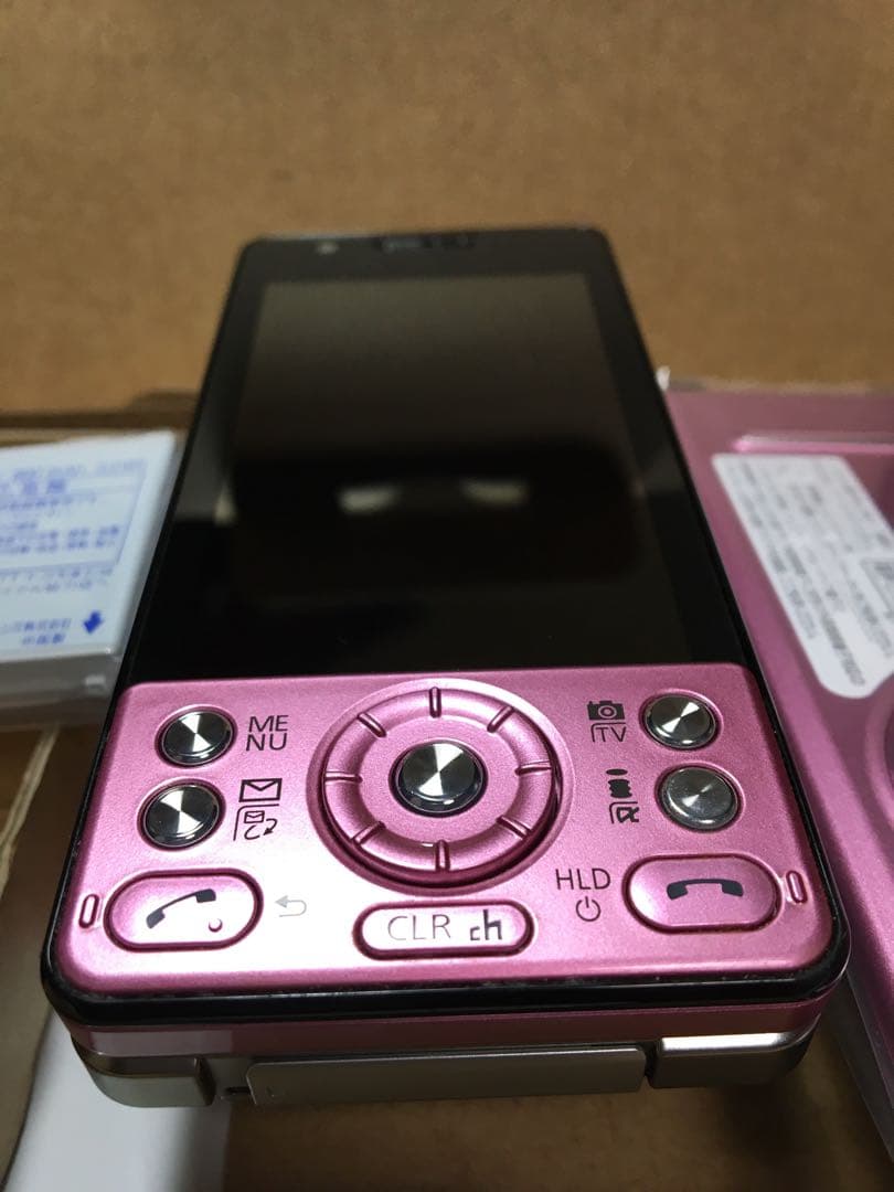 ドコモ　プライムシリーズ　P-03C ピンク