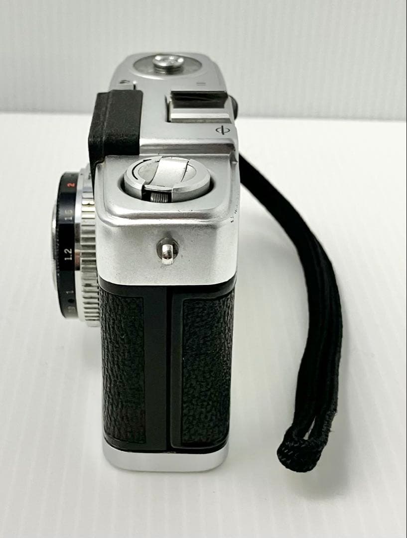 エモい美品 65年前 1960年製 OLYMPUS PEN S ハーフカメラ