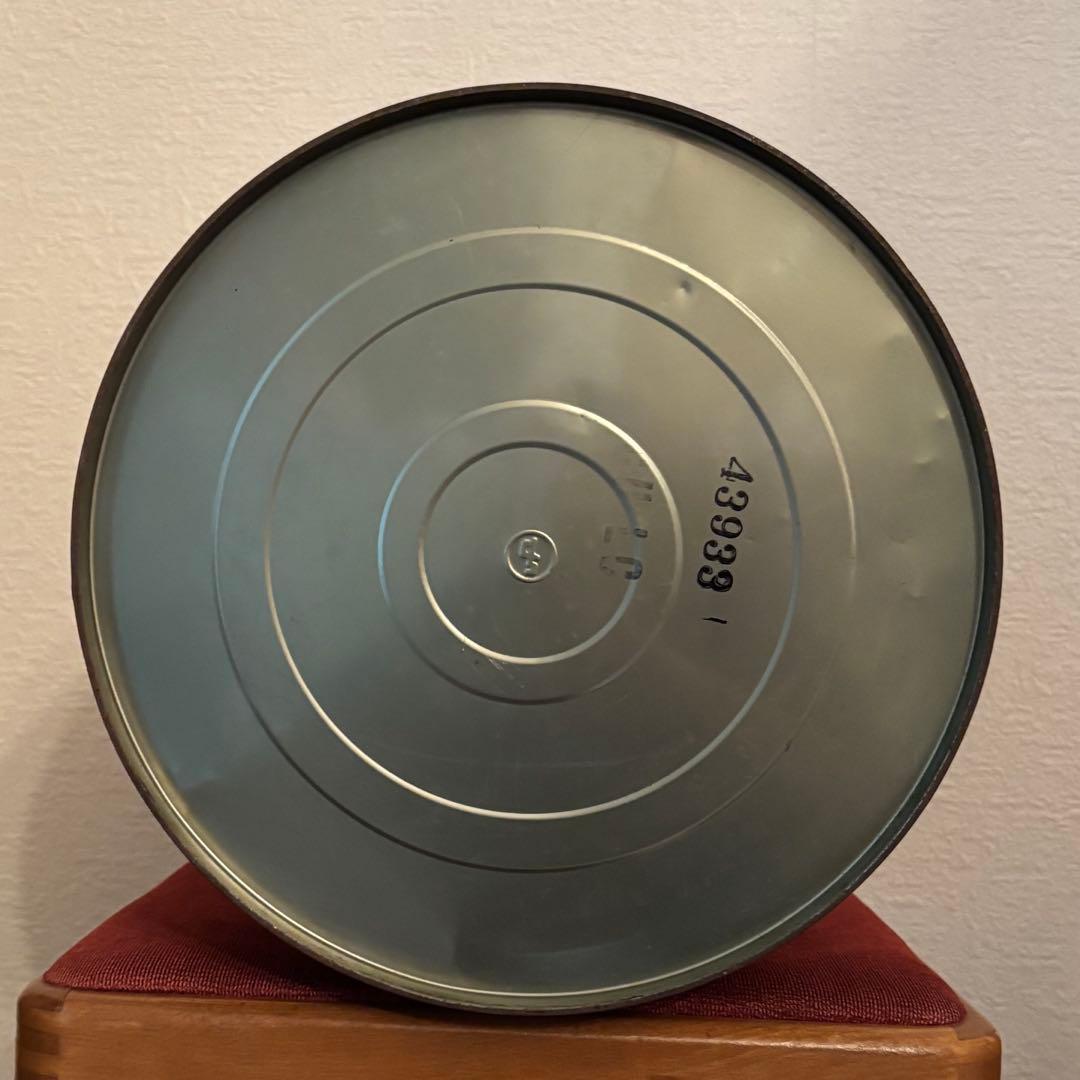 ⭐︎専用⭐︎【ESSO】ヴィンテージオイル缶　蓋付