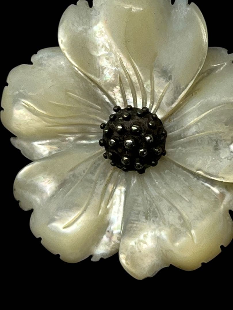 STEPHEN DWECK SVペンダントトップ 白蝶貝 花モチーフ