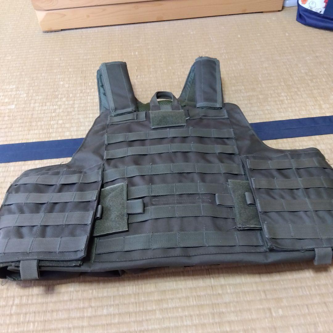 タクティカルベスト オリーブドラブ