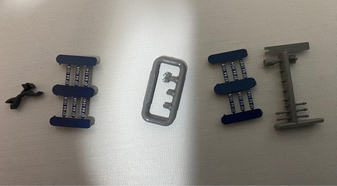 KATO　10-822・10-823 寝台特急「あけぼの」 ＋EF64