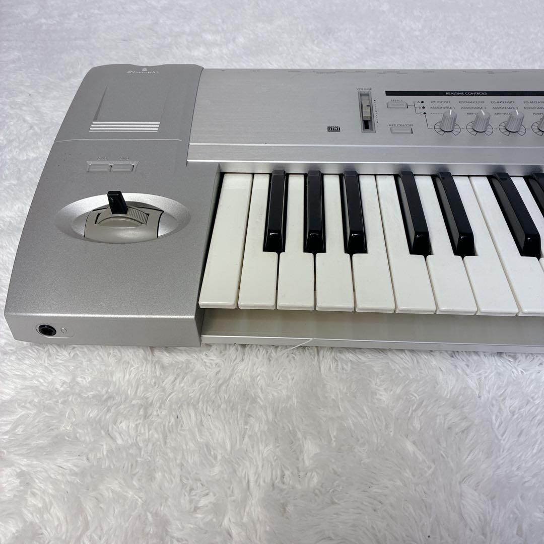 【美品】KORG TRITON Le76 シンセサイザー 76鍵 音楽